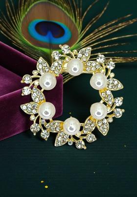 Golden Alloy Saree Pin