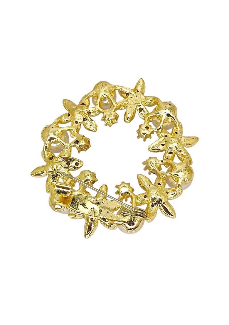Golden Alloy Saree Pin - Indya