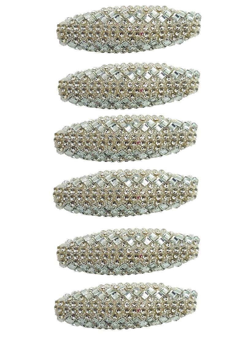 Silver Alloy Saree Pin - Indya