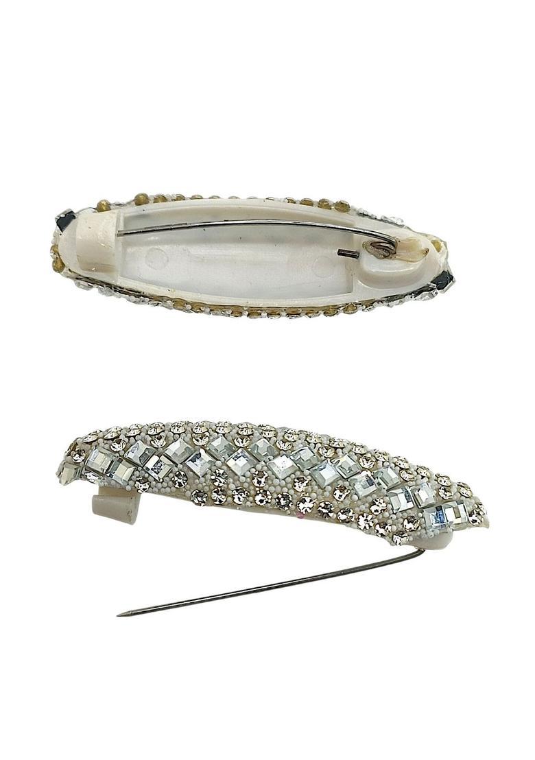 Silver Alloy Saree Pin - Indya