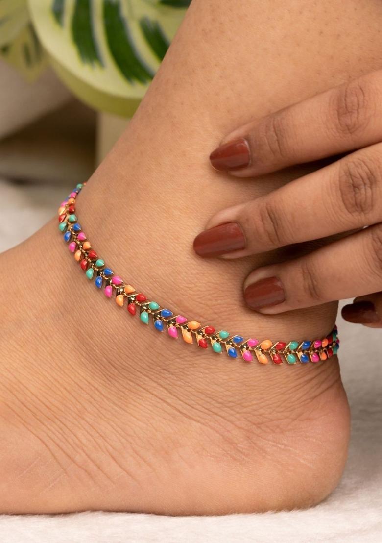 Golden Alloy Anklet - Indya