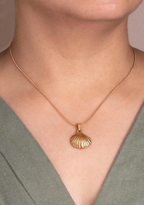 Golden Alloy Pendant
