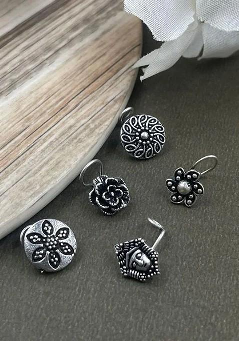 Silver Plated Stud Nosepin