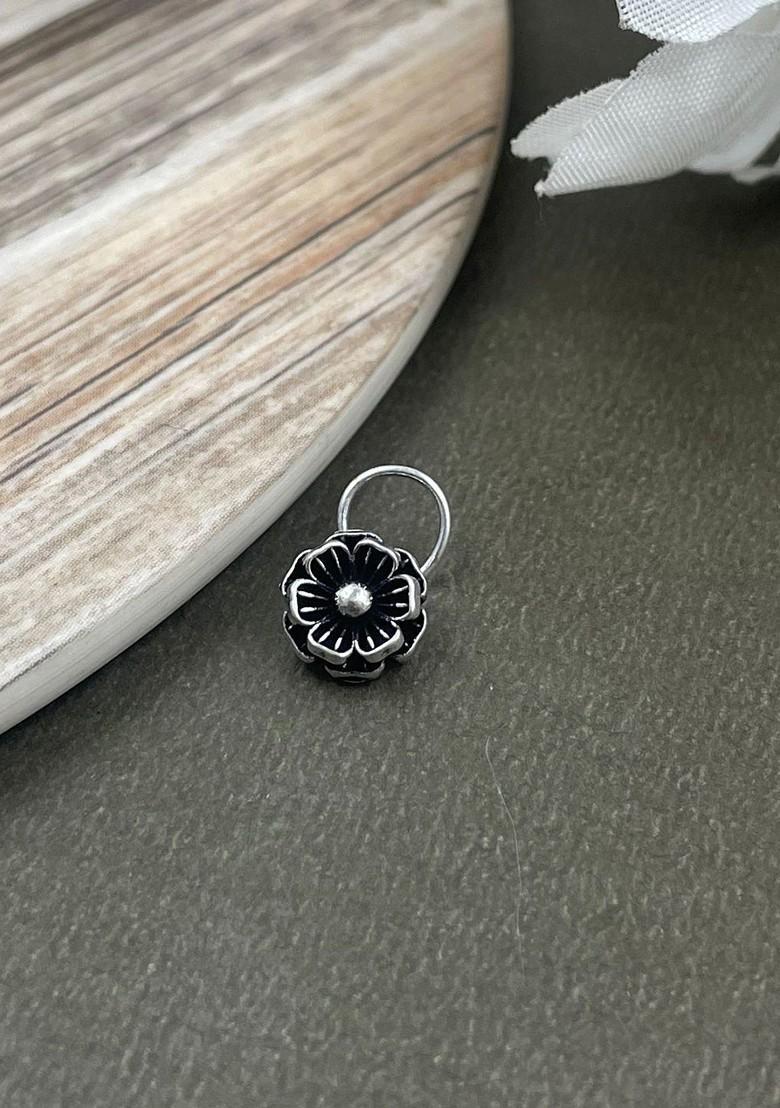 Silver Plated Stud Nosepin