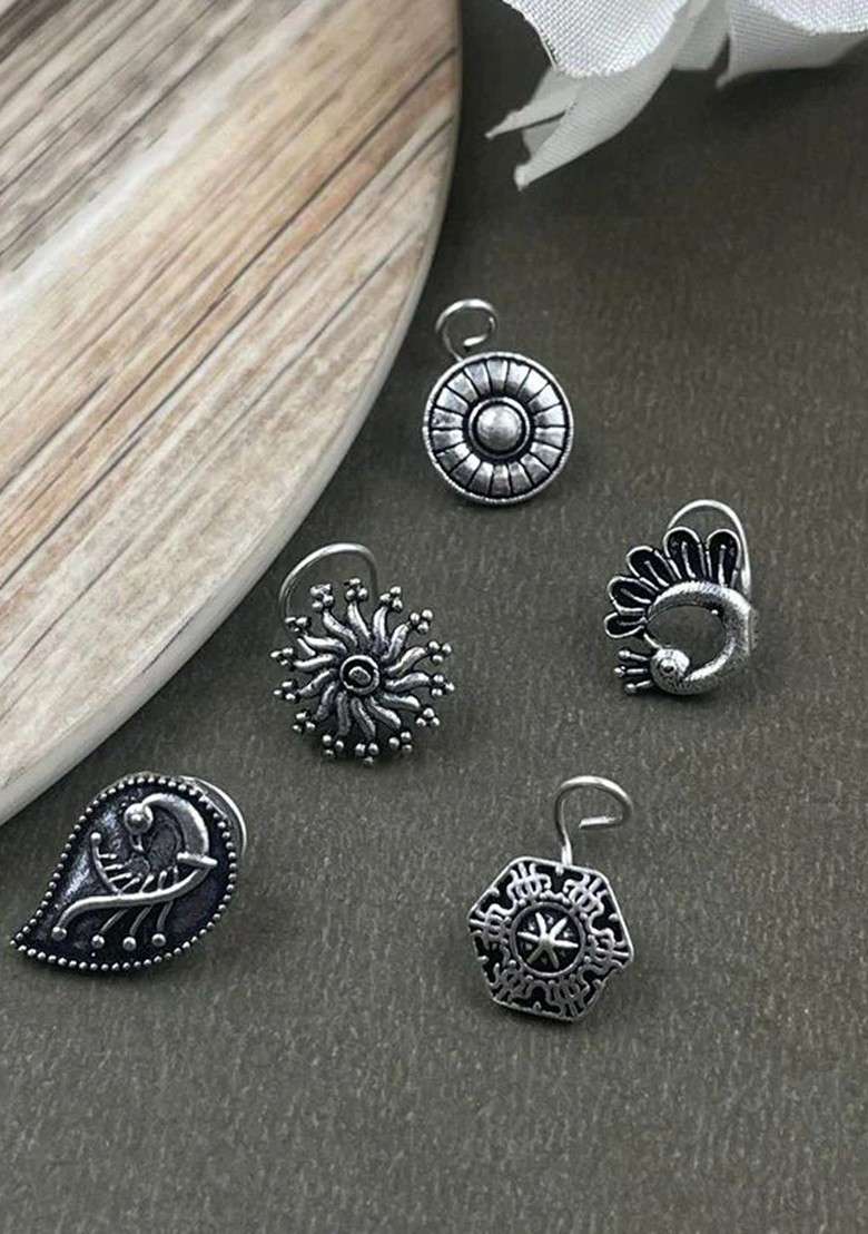 Silver Plated Stud Nosepin - Indya