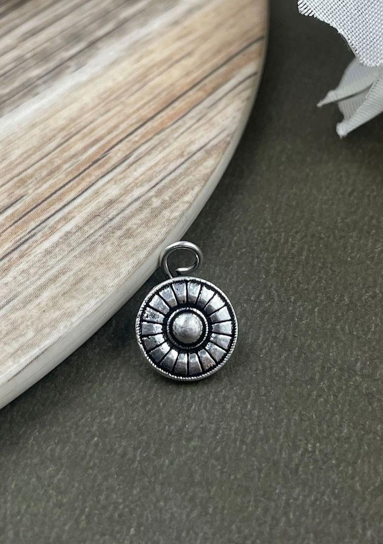 Silver Plated Stud Nosepin