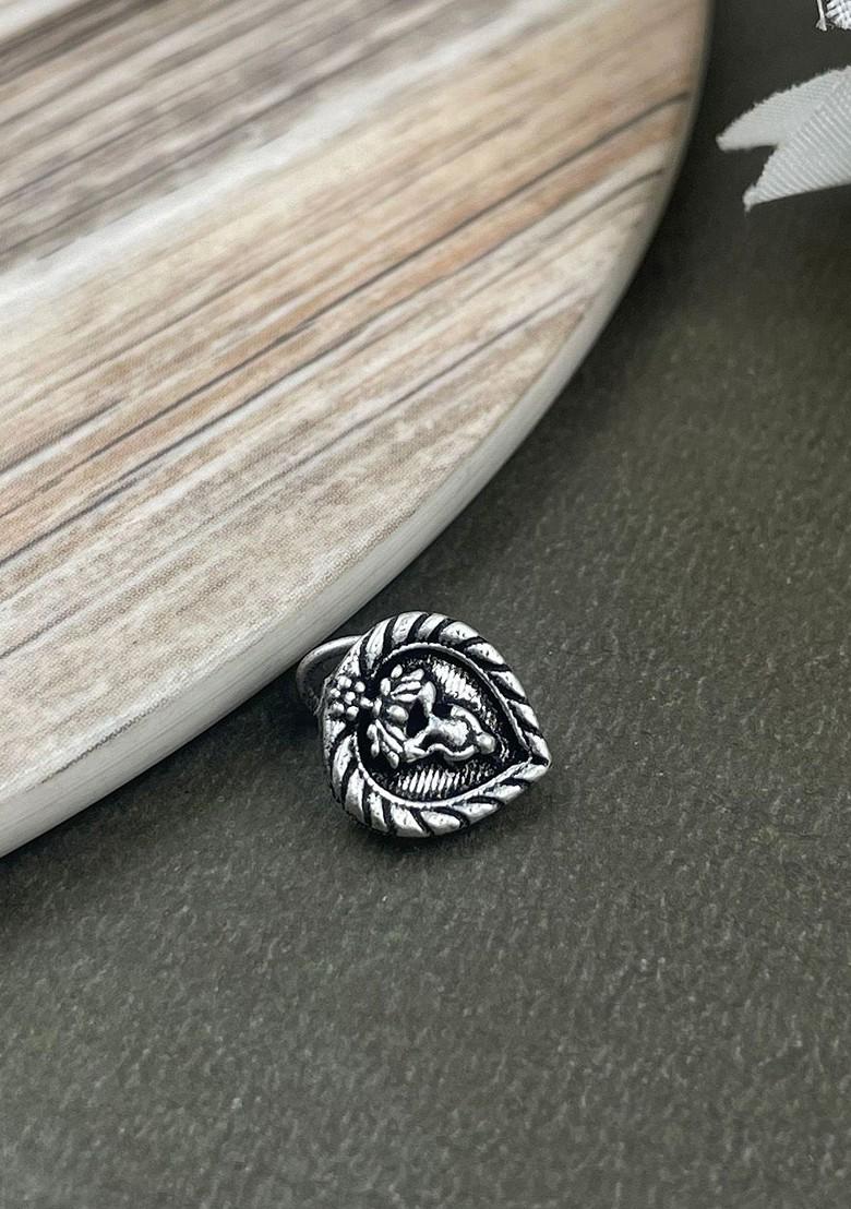 Silver Plated Stud Nosepin
