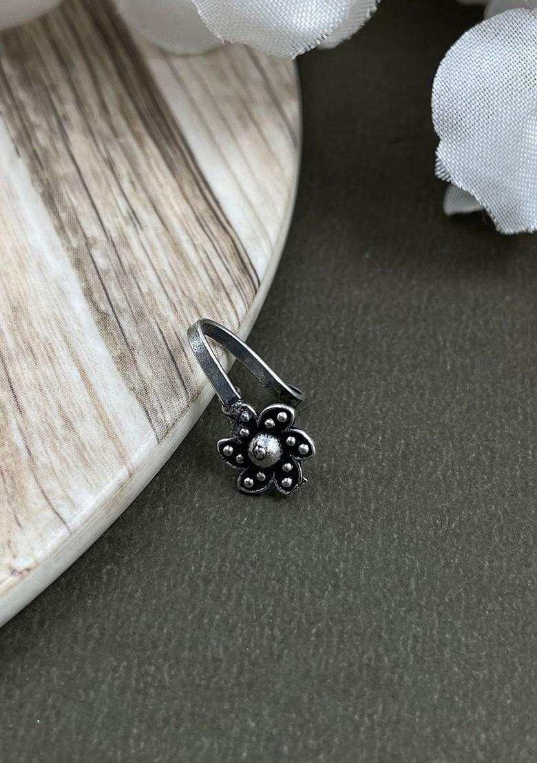 Silver Plated Stud Nosepin