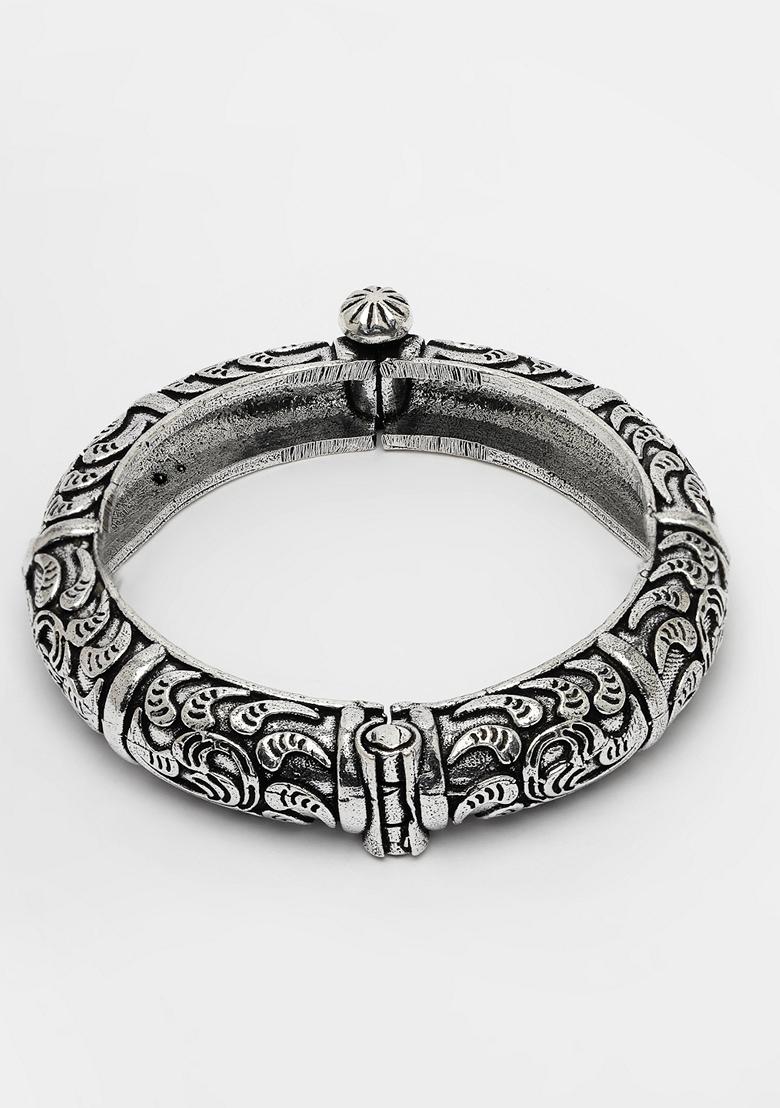Silver Toned German Oxidised Kada Bangle