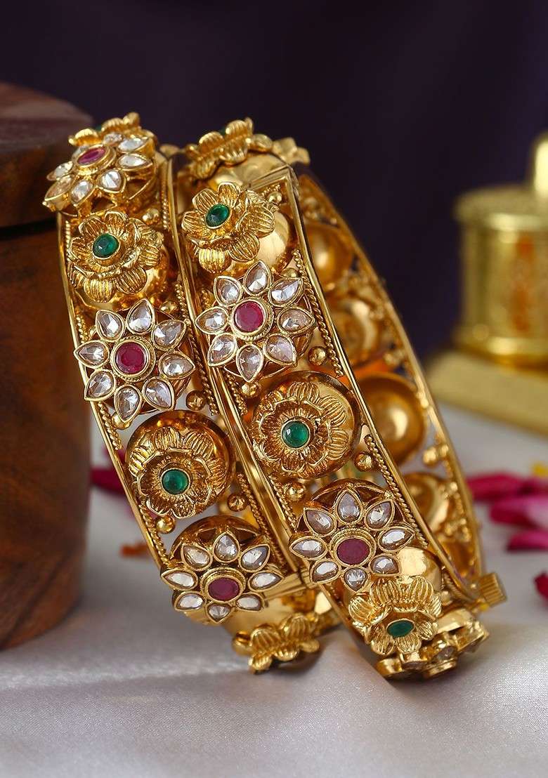 Gold Artificial Stones And Beads Gold Plated Bangle - Indya