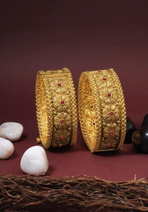Gold Stone Studded  Gold Plated Bangles (Set Of 2)