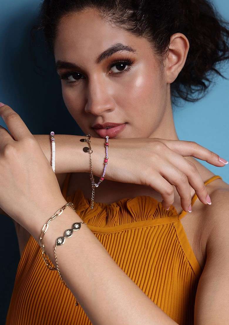 Set Of 5 Gold Plated And Red Charm Bracelets - Indya