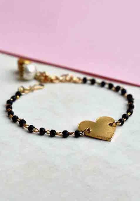 Black Amore The Heart Charm Mangalsutra Bracelet