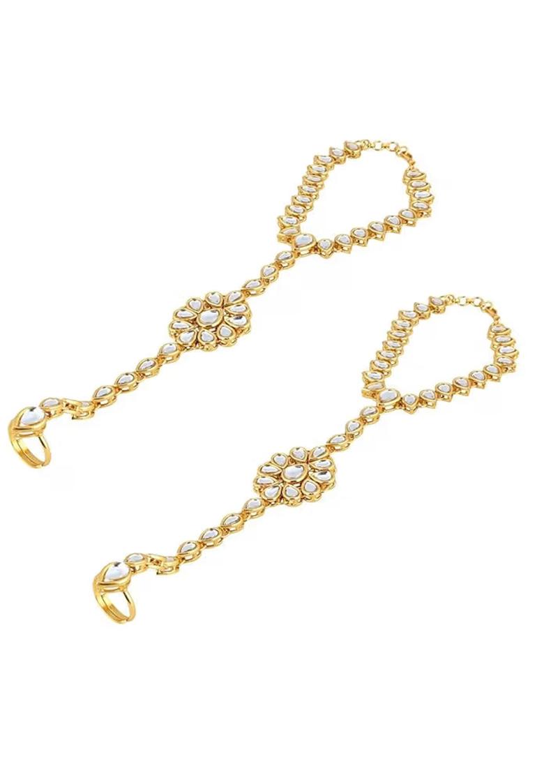 Traditional White Hathphool For Women