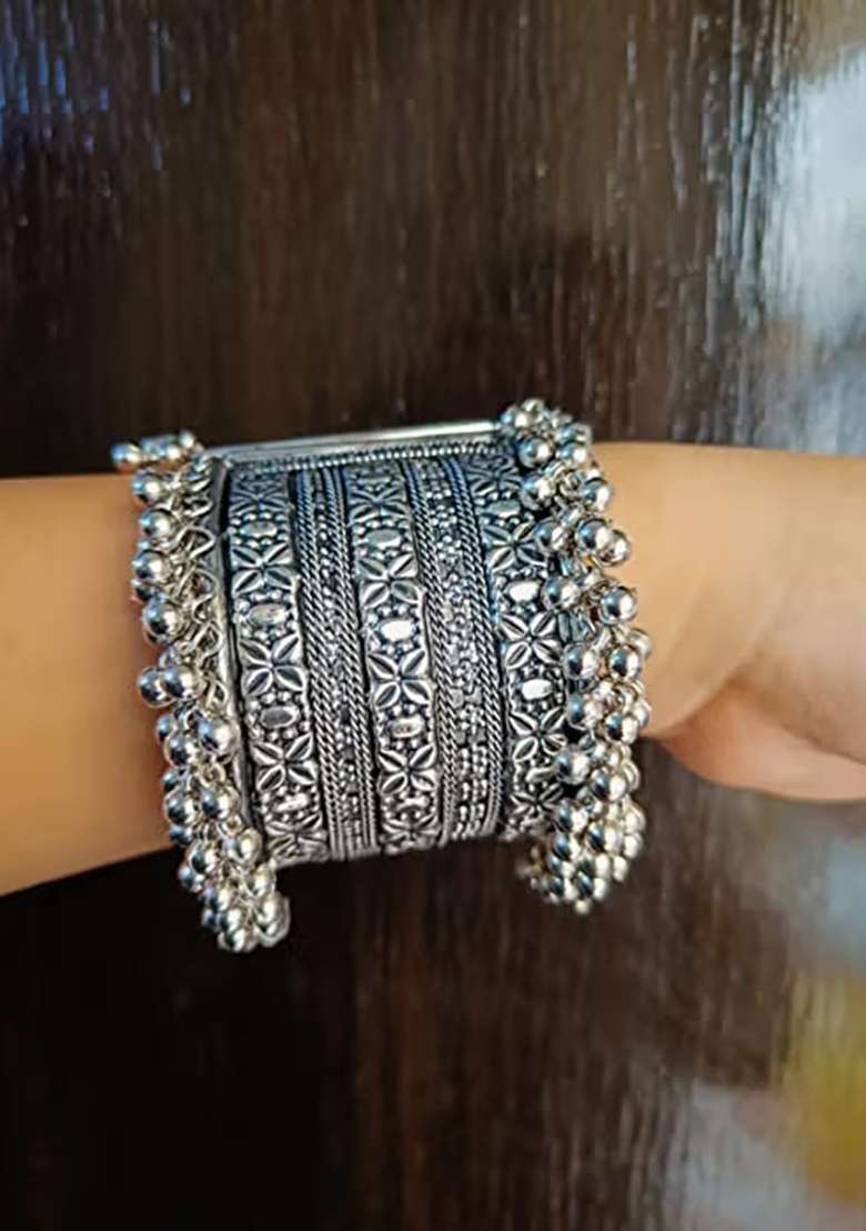 Wide Silver Tone Floral Design Bracelet For Women - Indya
