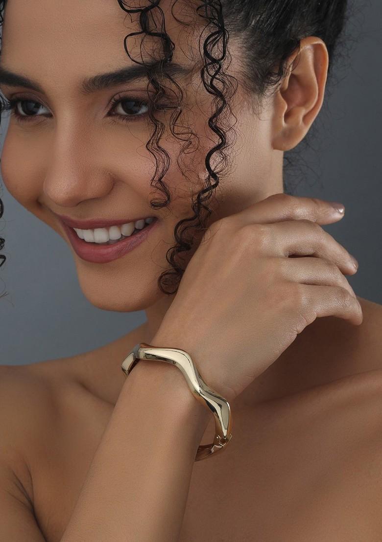 Gold Plated Scalloped Kada Bracelet