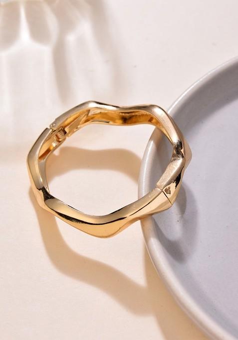 Gold Plated Scalloped Kada Bracelet
