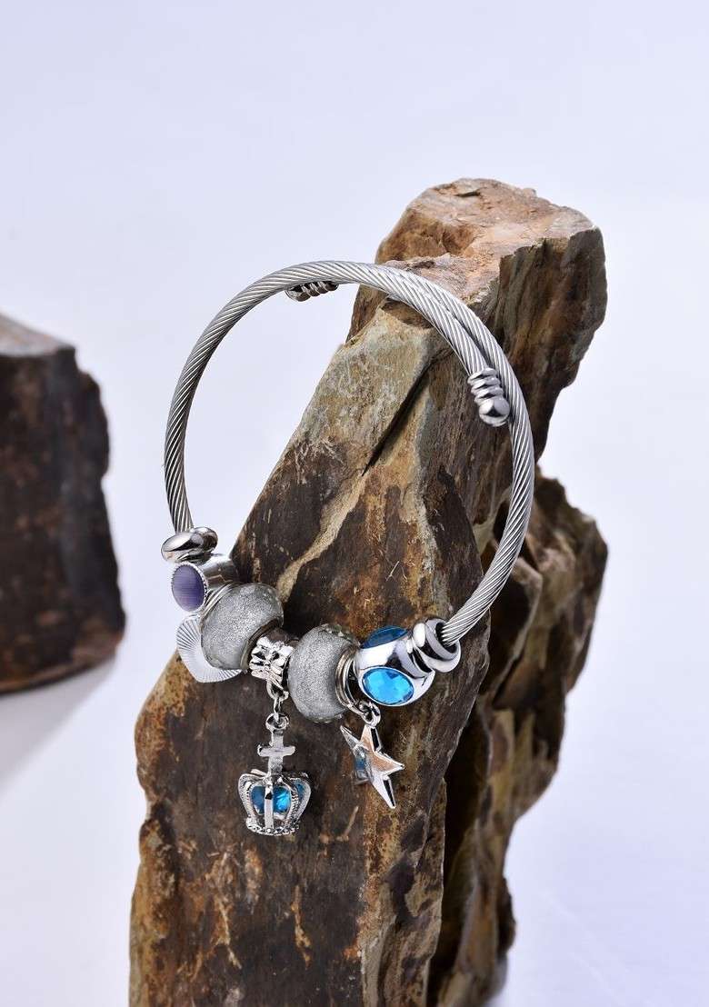 Silver Plated Artificial Stones Charm Bracelet - Indya