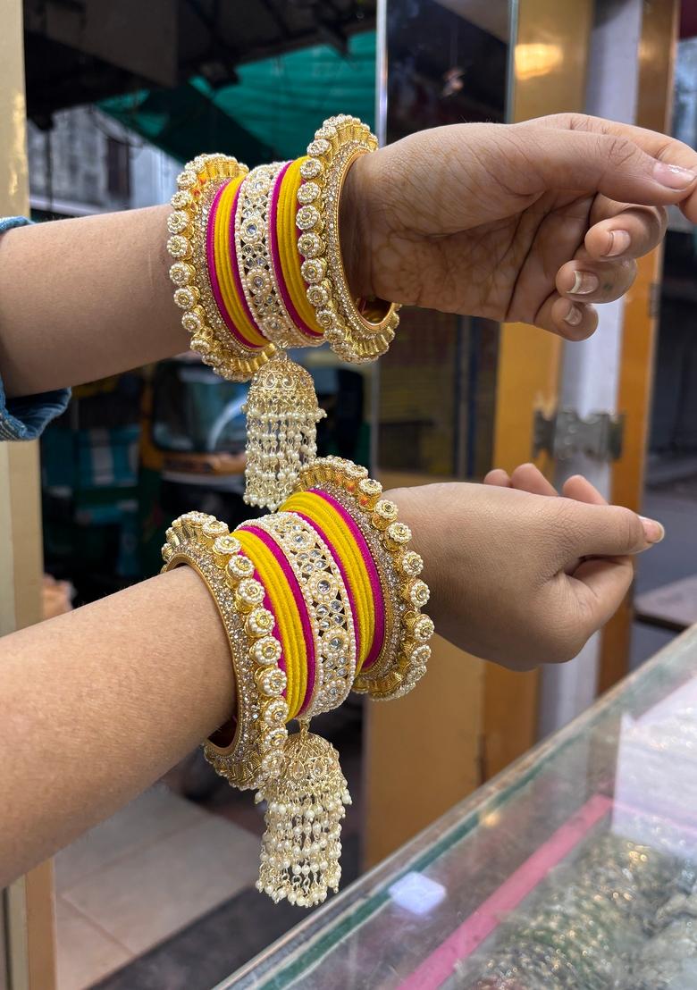 Multi Velvet Latkan Metal And Plastic Wedding Chuda Bangle Set