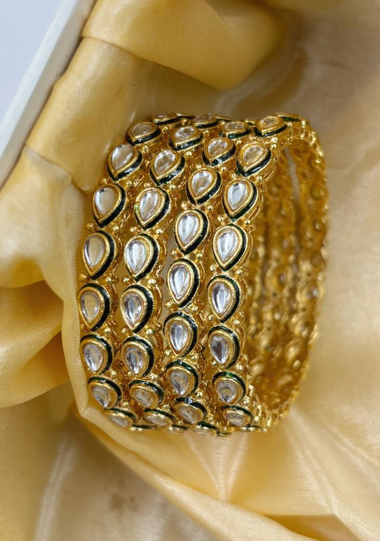 Golden Pearl Set Metal And Plastic Wedding Chuda Bangle Set