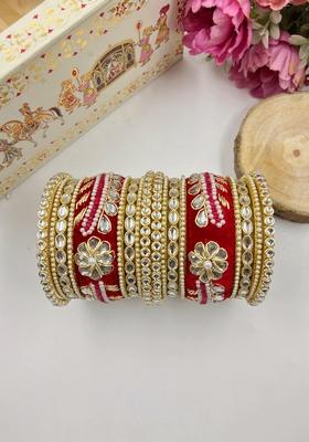 Red Red Velvet Set Metal And Plastic Wedding Chuda Bangle Set