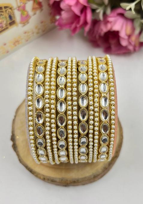 Golden Moti Paan Chudi Metal And Plastic Wedding Chuda Bangle Set