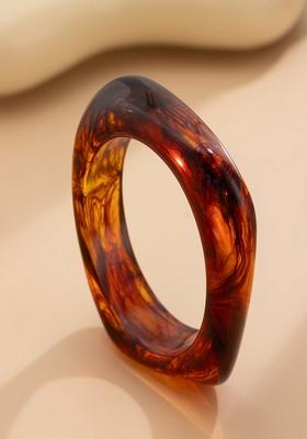 Brown Rounded Square Acrylic Bangles And Chunky Wide Edge Polygonal Bangle