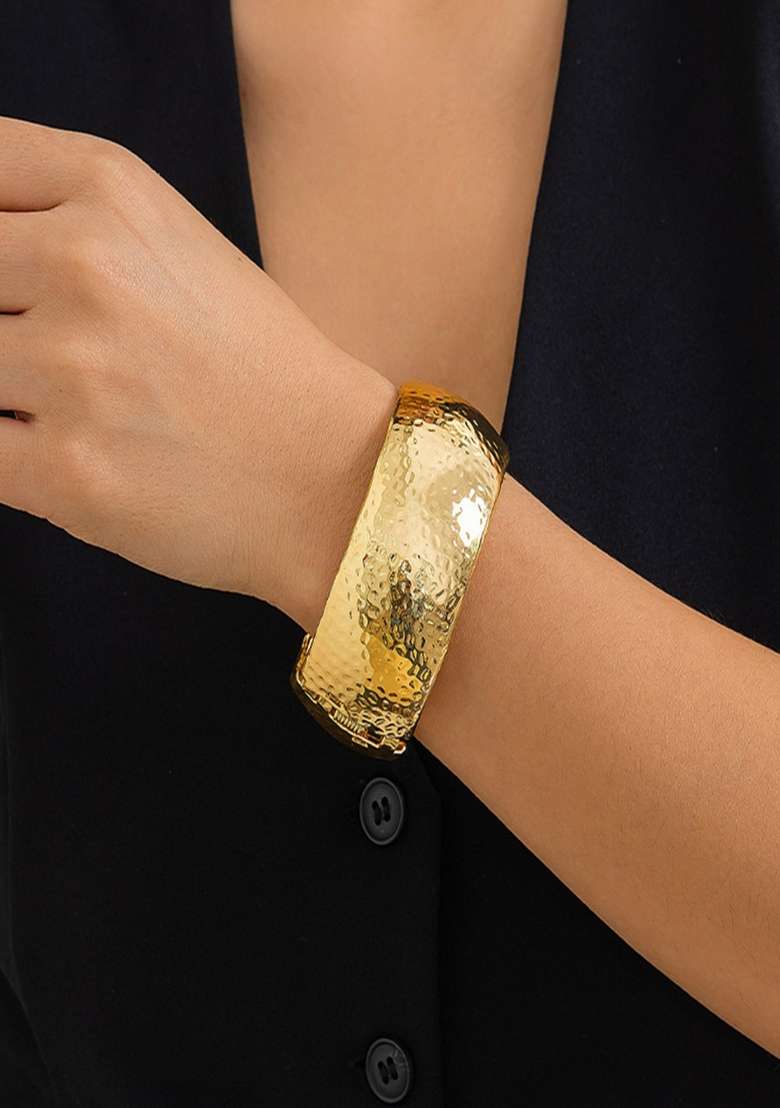 Shiny Gold Plated Anti Tarnish Bold Hammered Chunky Open Bangle Bracelet - Indya