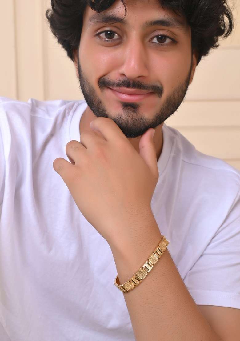 Men Gold Toned Stainless Steel Textured Chain Bracelet - Indya