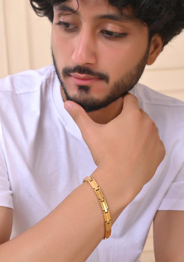 Gold Toned Linked Minimal Bracelet For Men