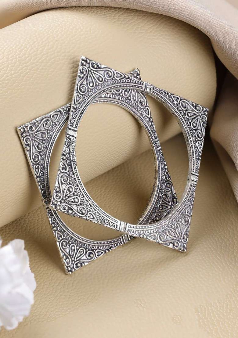 Woman Set Of 2 Silver Plated Oxidised Bangles - Indya