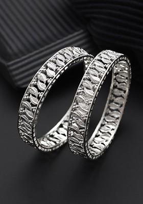 Set Of 2 Silver Plated Leaf Shaped Bangles