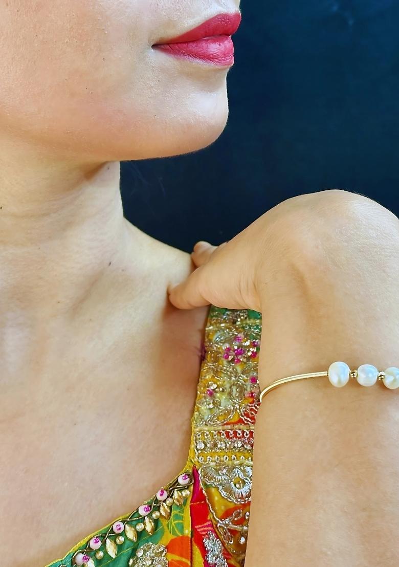 White Gold Plated Alloy Pearl Bracelet - Indya