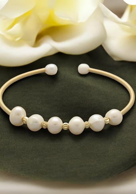 White Gold Plated Alloy Pearl Bracelet