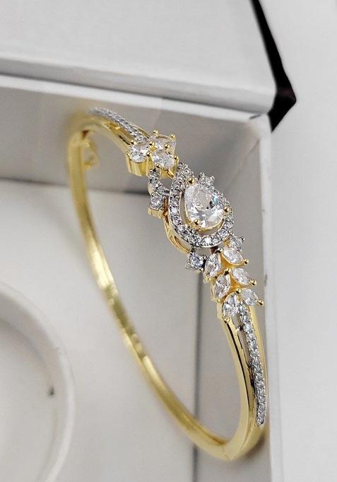 White Fancy Alloy Bracelet