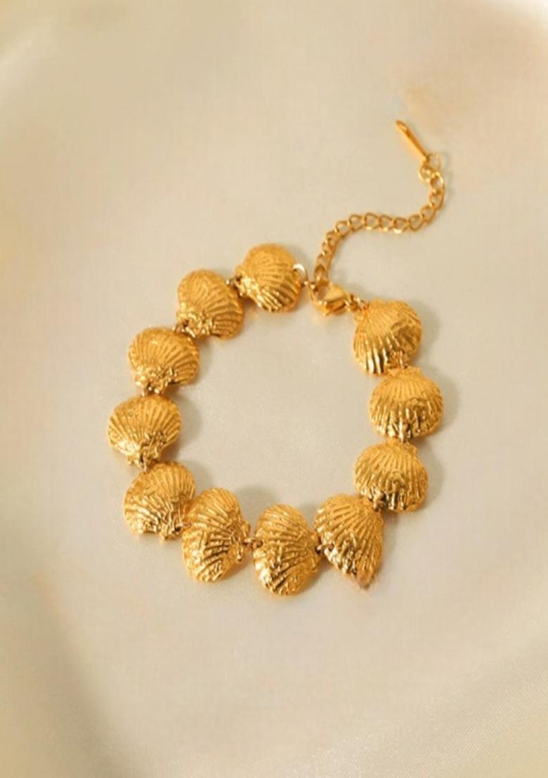 18K Gold Plated Waterproof Anti-Tarnish Beach Big Shell Bracelet - Indya
