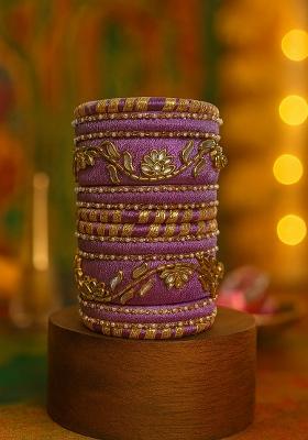 Lavender Kundan Work Silk Bangle Set