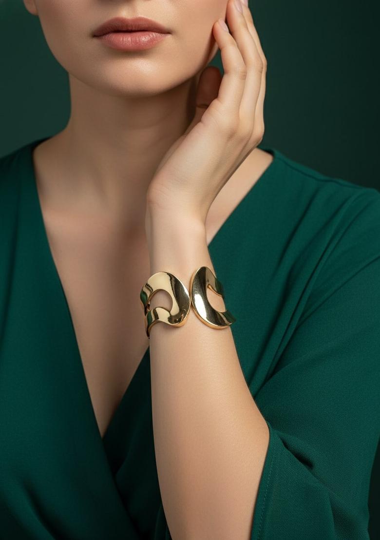 Golden Stainless Bracelet - Indya