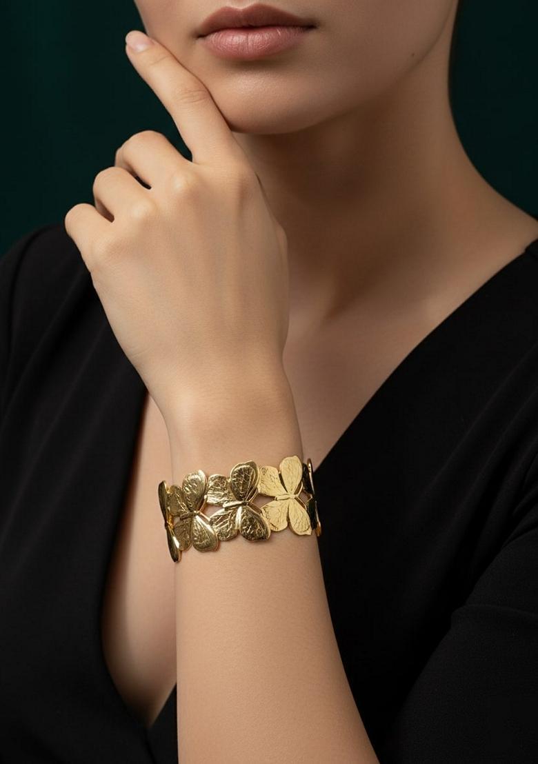 Gold Stainless Necklace - Indya