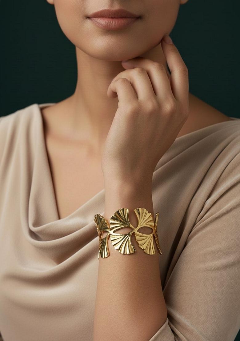 Gold Stainless Necklace - Indya