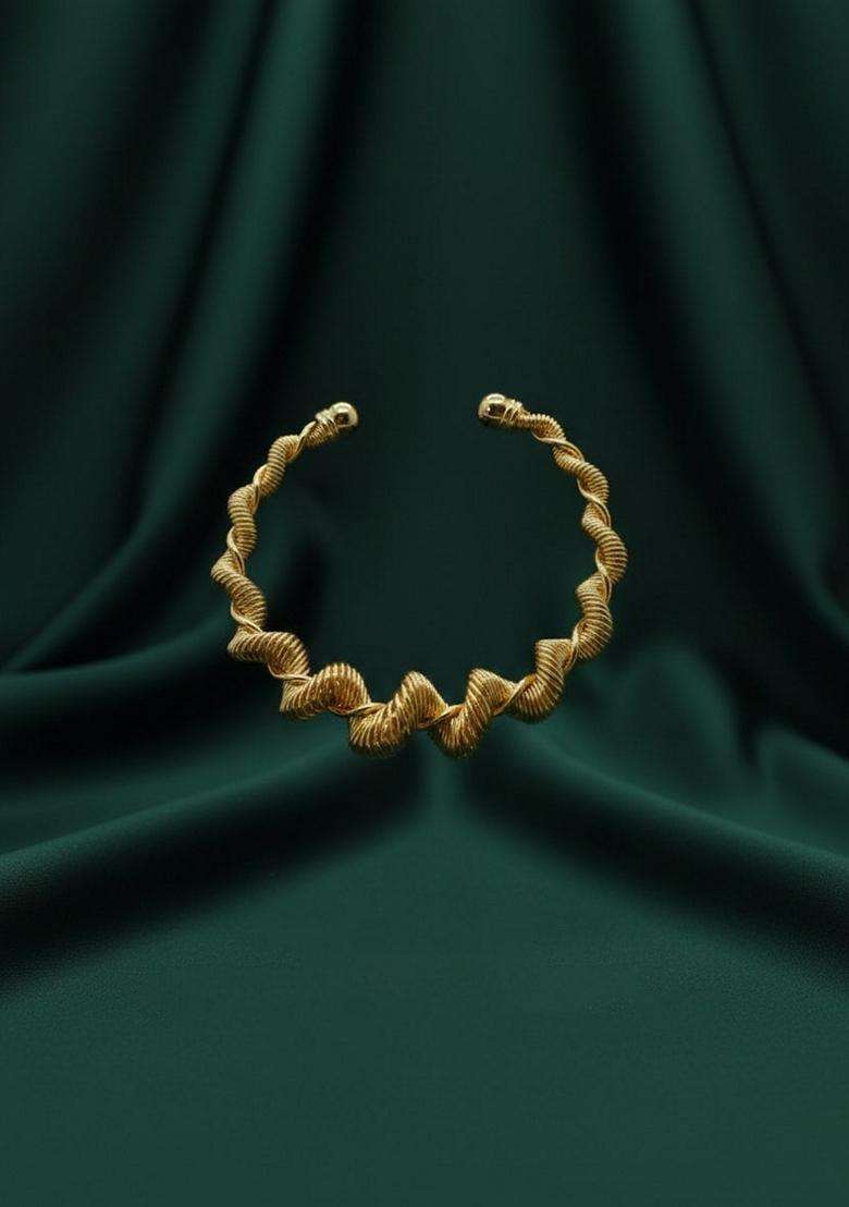 Gold Stainless Necklace - Indya