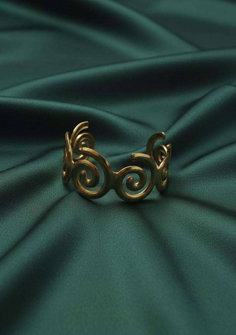 Gold Stainless Necklace - Indya