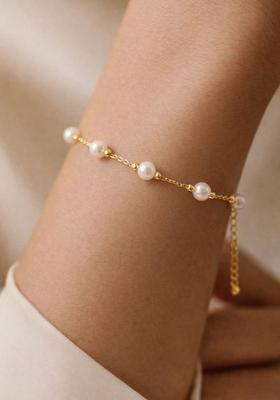 Golden Alloy Bracelet