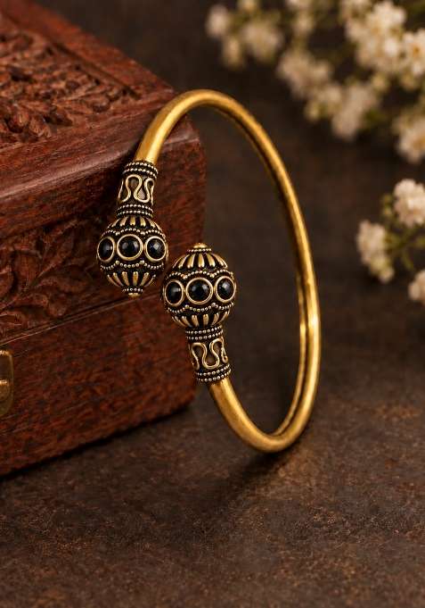 Golden Artificial Stones Alloy Bracelet