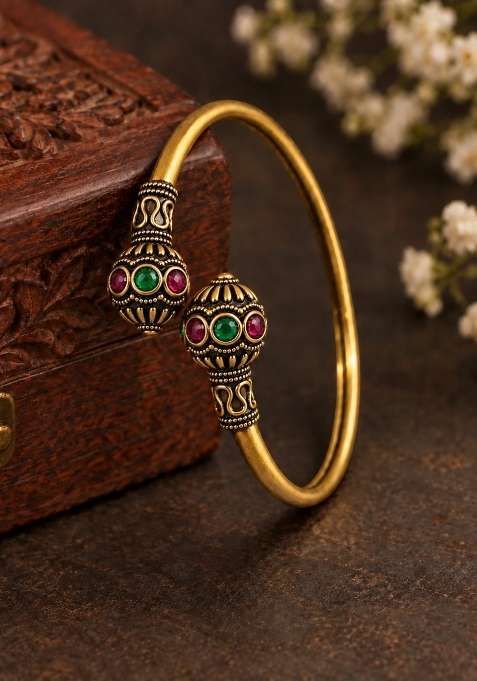 Golden Artificial Stones Alloy Bracelet