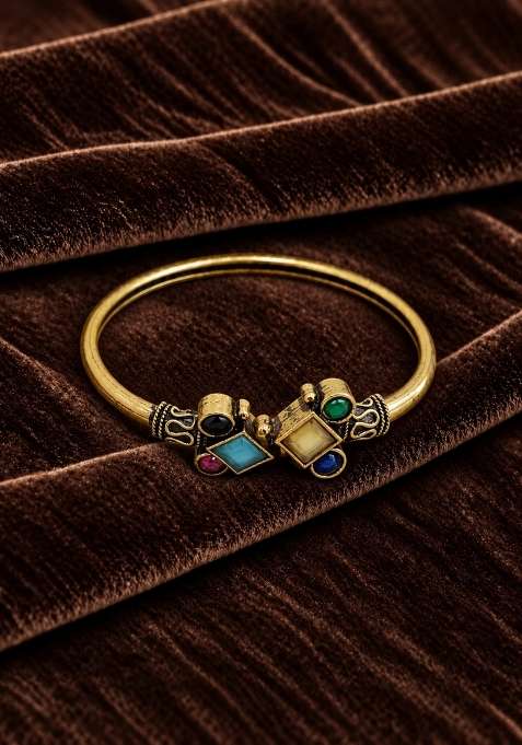 Golden Artificial Stones Alloy Bracelet