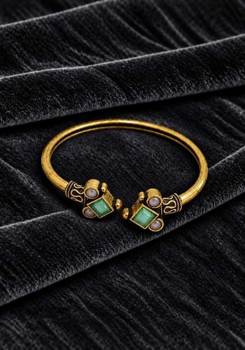 Golden Artificial Stones Alloy Bracelet