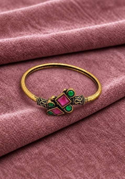 Golden Artificial Stones Alloy Bracelet