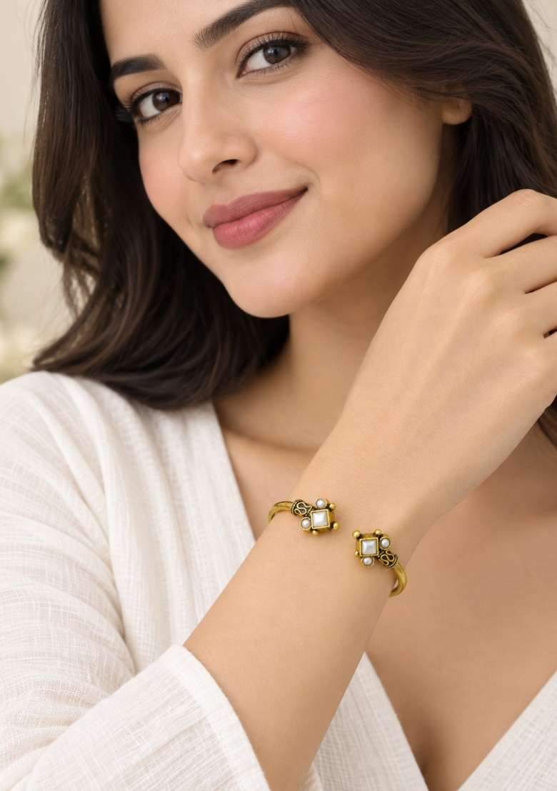 Golden Artificial Stones Alloy Bracelet - Indya