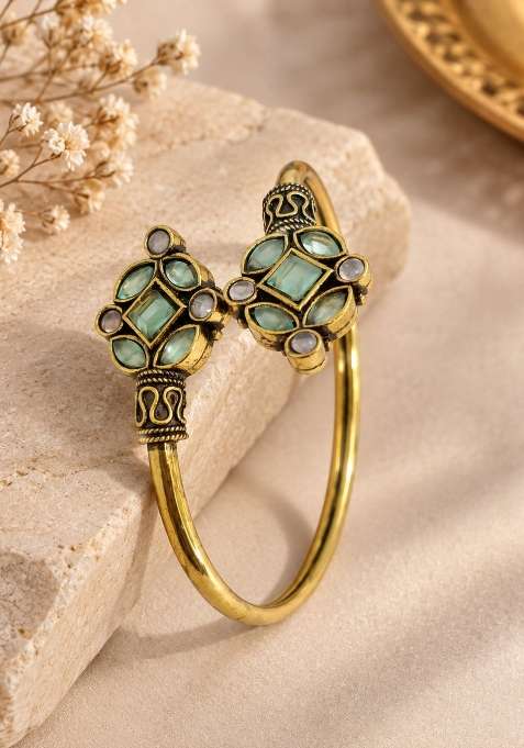 Golden Artificial Stones Alloy Bracelet